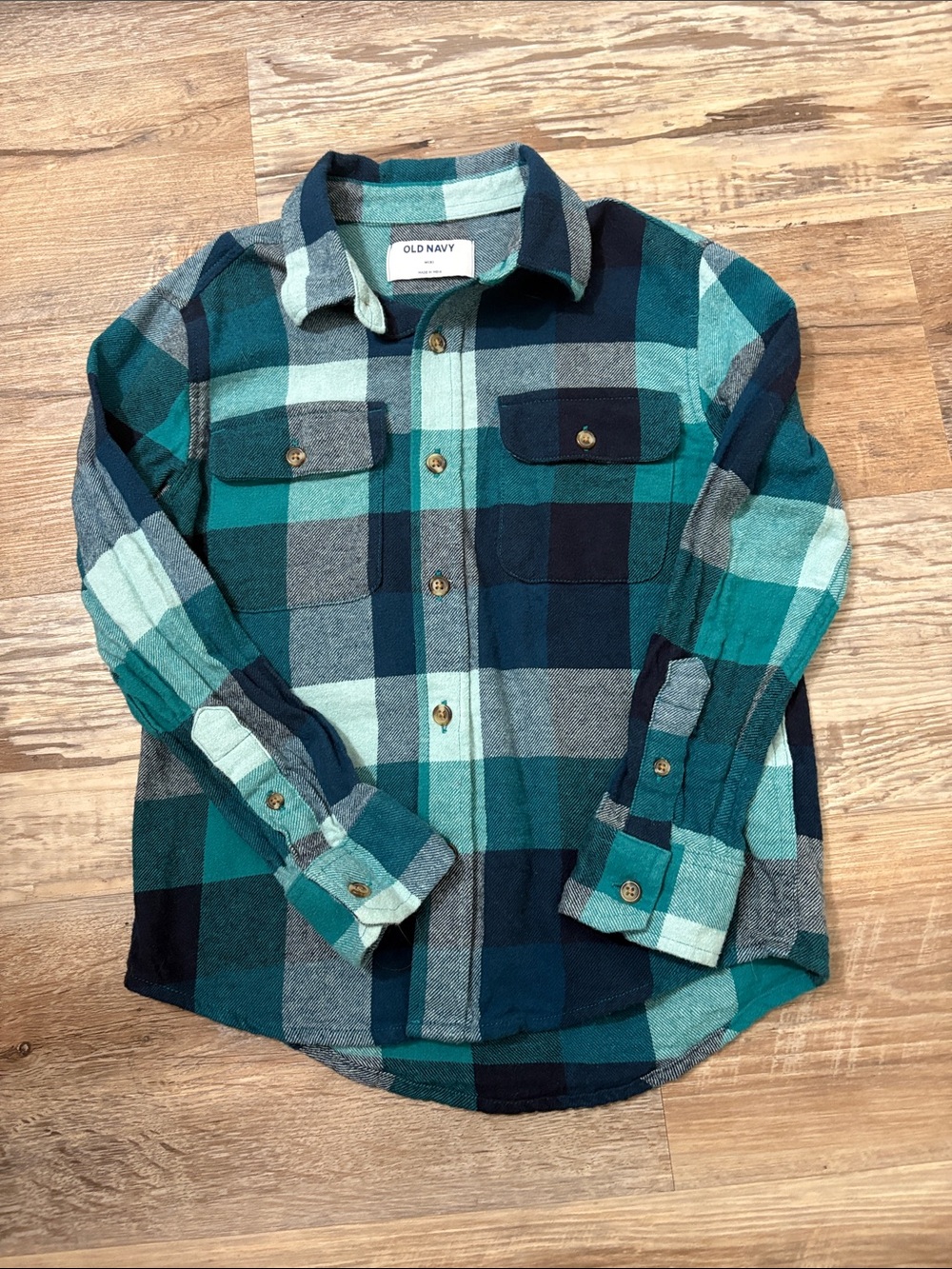 Old Navy Plaid Button-Up Shirt